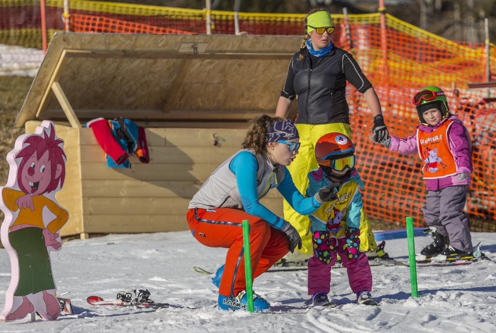 Fit Und Fun Sportherberge Kotschach-Mauthen Exterior foto